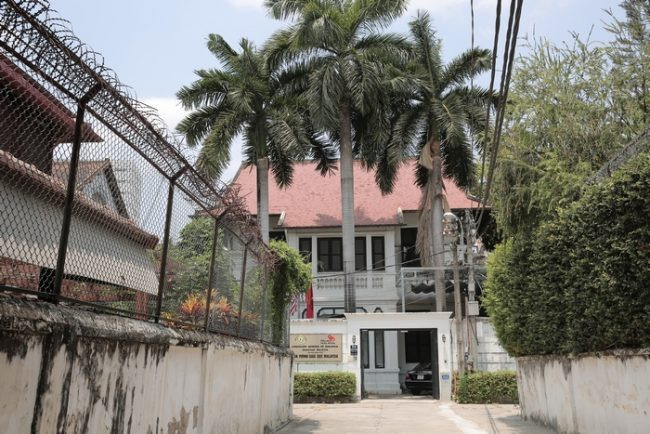 Nhiều căn biệt thự cổ ở TP HCM được đưa vào những con hẻm để tách bạch không gian sống với bên ngoài. Ảnh: Sgtiepthi.