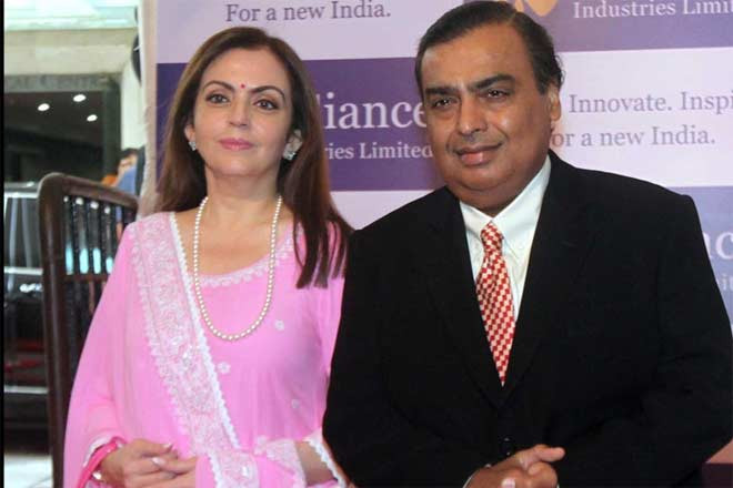 Khi được cô nàng yêu cầu bỏ chiếc xe hơi Mercedes sang trọng để di chuyển đến chỗ làm cùng mình như bất kì "dân thường" nào, vị tỷ phú không hề nao núng mà đồng ý ngay khiến Nita phải thay đổi suy nghĩ về người bạn trai giàu có.