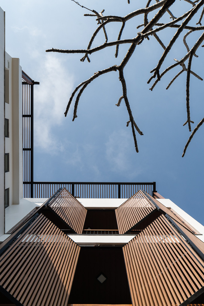 Mỗi tầng được bố trí các chức năng riêng biệt nhưng hợp lý và thuận tiện cho người sử dụng.