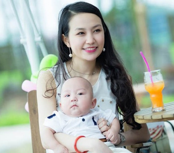 Bởi thế, không lạ khi Hương Baby có cuộc sống sang chảnh đáng thèm muốn.