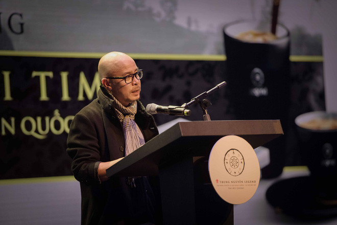 Sau 5 năm lên núi, ông Đặng Lê Nguyên Vũ bất ngờ có mặt ở sự kiện kỷ niệm thành lập 22 năm Tập đoàn Trung Nguyên và ra mắt hệ sản phẩm cà phê mới (2018).