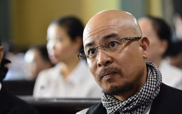 Chia sẻ với báo chí vào thời điểm ấy, ông Vũ cho biết, ông cần một khoảng thời gian tịnh tâm, thiền và nhịn ăn trong 49 ngày để tinh thần minh mẫn, nghĩ những việc lớn.