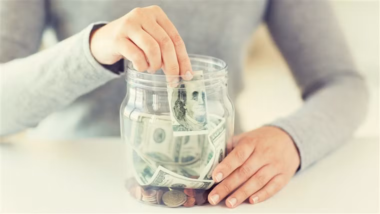 Do đó, một trong những nguyên tắc tiết kiệm tiền, đó là "Mua những gì bạn cần, không mua những gì bạn muốn".