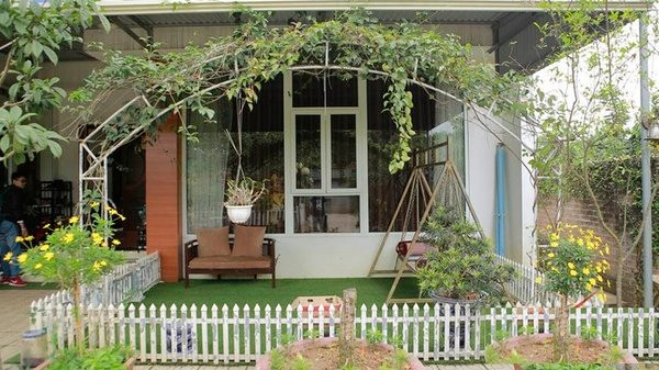 Yêu thiên nhiên nên NSND Thanh Hoa mong muốn ngôi nhà của mình phải có một khoảng không gian rộng rãi để trồng hoa và cây trái. Ảnh: Internet.