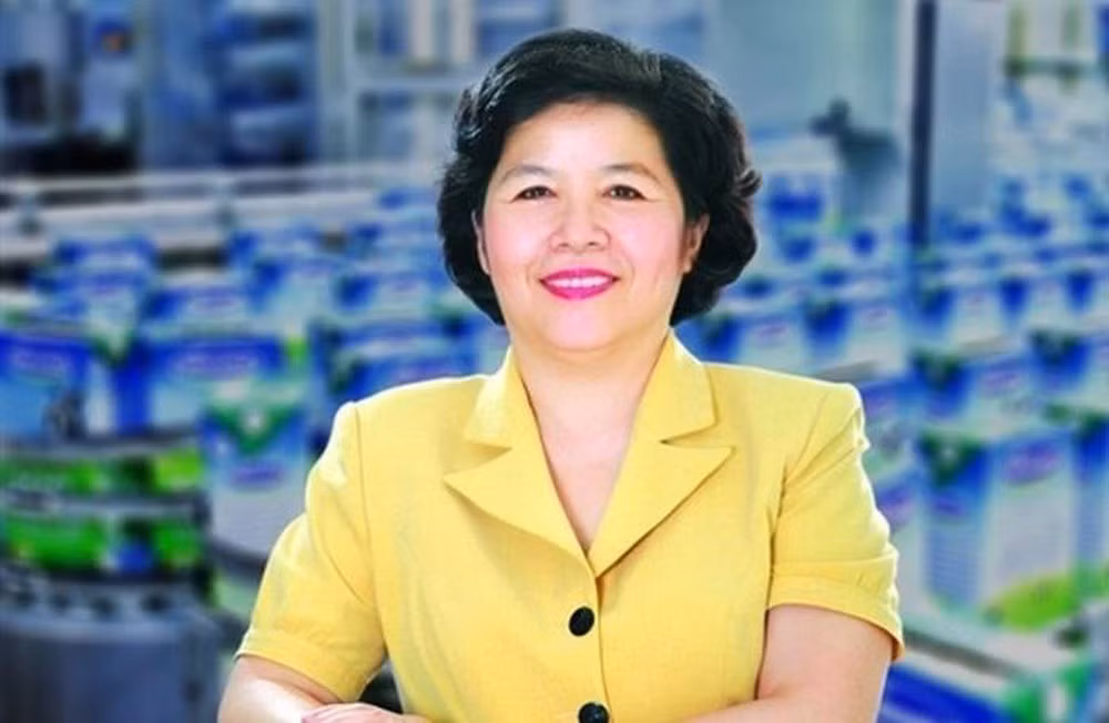 Bà Mai Kiều Liên cũng được tạp chí Forbes vinh danh là một trong 50 nữ doanh nhân quyền lực nhất châu Á với lời ca ngợi: “Vị giám đốc điều hành năng động này đã biến Vinamilk trở thành một trong những doanh nghiệp chủ lực của nền kinh tế Việt Nam". Ảnh: Zing.