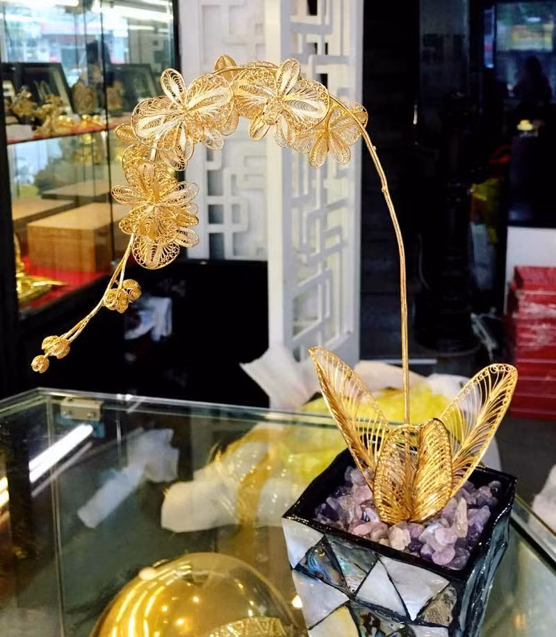 Lan ho diep ma vang 16 trieu/canh, dai gia mua lam qua tang 8/3-Hinh-2