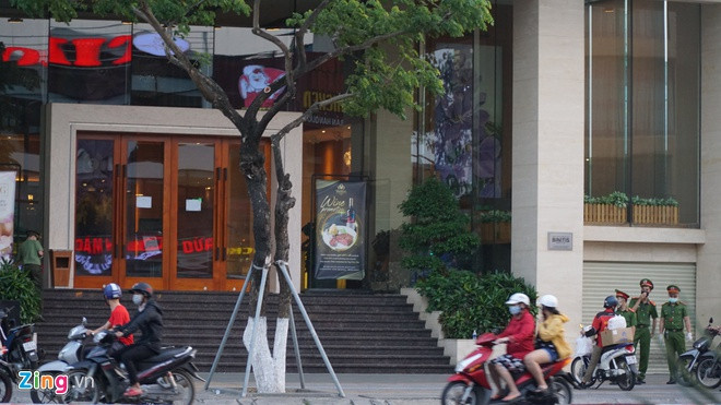 Hanh trinh cua 2 nguoi Anh nhiem Covid-19 vao Da Nang va Hoi An-Hinh-2