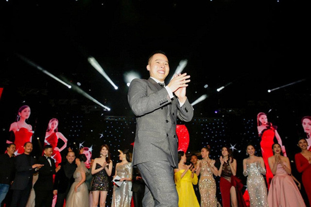 Nhiều năm qua, "ông trùm chân dài" thường xuyên đứng ra tổ chức những chương trình lớn.