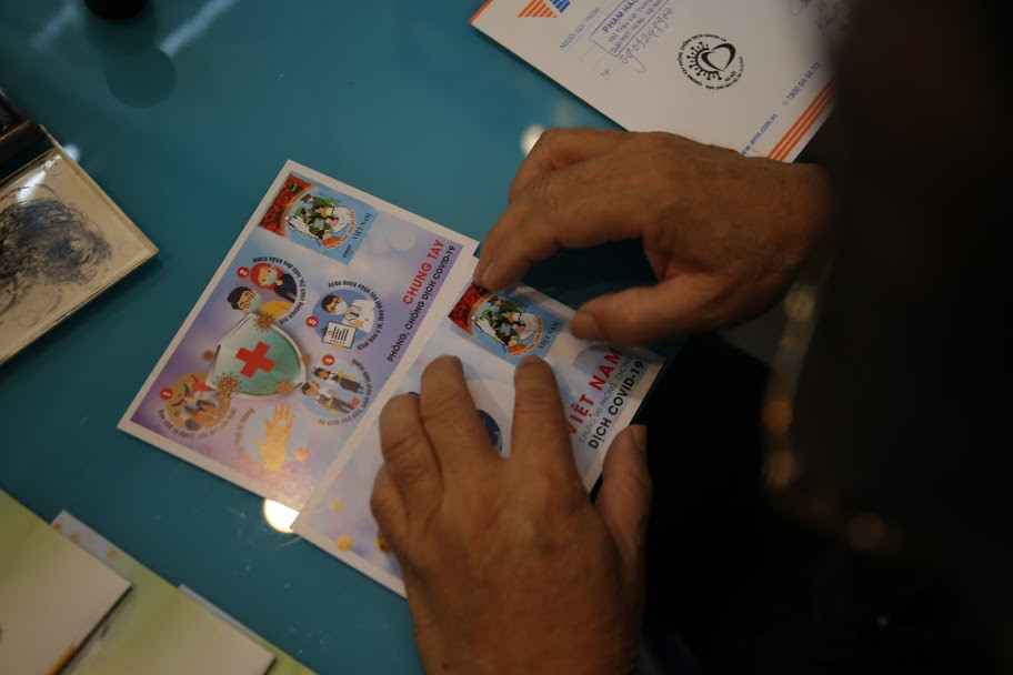 Bộ tem có thời hạn cung ứng trên mạng Bưu chính công cộng từ ngày 31/3/2020 đến ngày 31/12/2021.