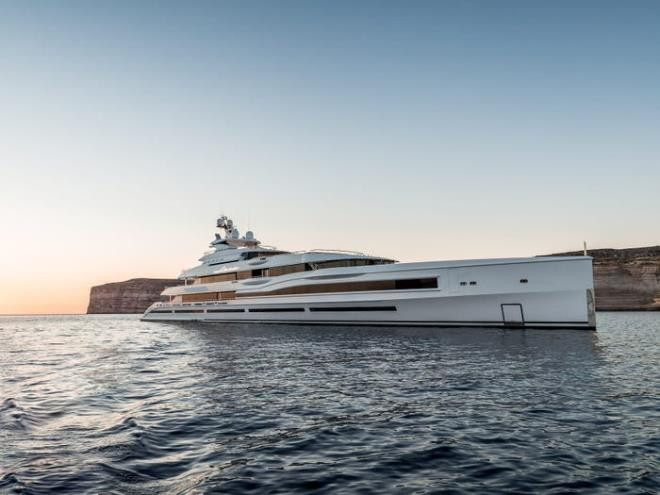 Theo CNBC, mức giá này đắt hơn nhiều so với giá thuê du thuyền một tuần thông thường, khoảng 150.000 USD.