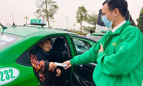 An theo noi so dich corona, ban quan ao, my pham online...khuyen mai khau trang 