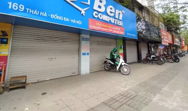 Bat chap “lenh dong cua”, nhieu quan ca phe o Ha Noi van tap nap khach-Hinh-8