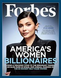 Trong một báo cáo mới đây, Forbes tính toán lại giá trị tài sản cá nhân của Kylie chỉ ở mức dưới 900 triệu USD.