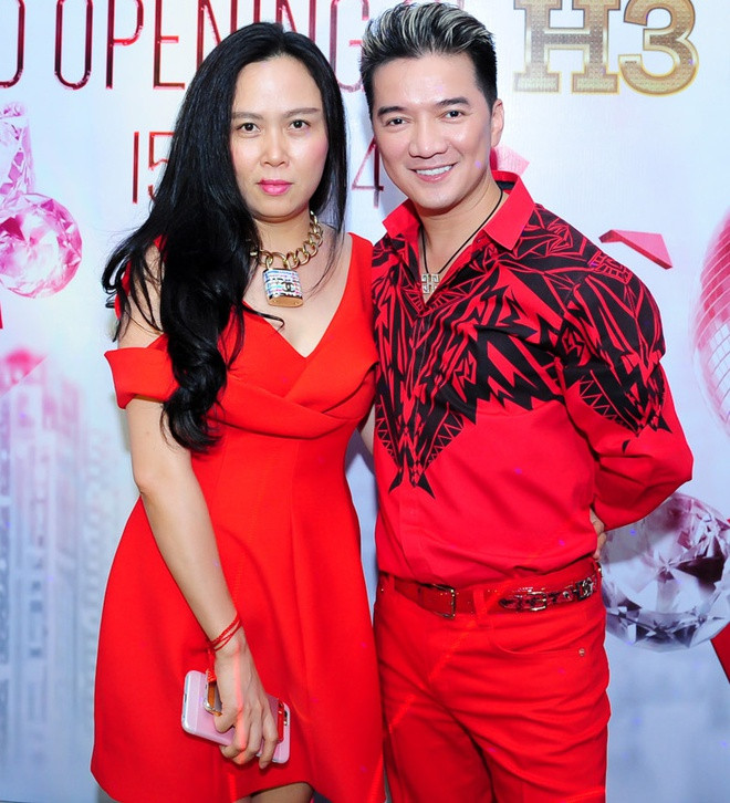 Nhiều năm trở lại đây, Phượng Chanel xuất hiện ở hầu hết các sự kiện giải trí đình đám, từ thời trang, âm nhạc cho đến hoa hậu.