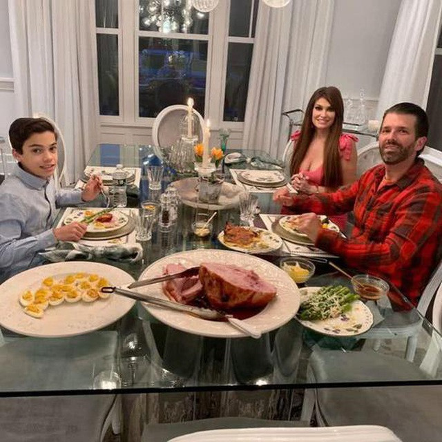 Căn biệt thự rộng 854m2 ở Southampton (New York) này được Tổng thống Donald Trump mua lại với 4,4 triệu USD (hơn 100 tỷ đồng).