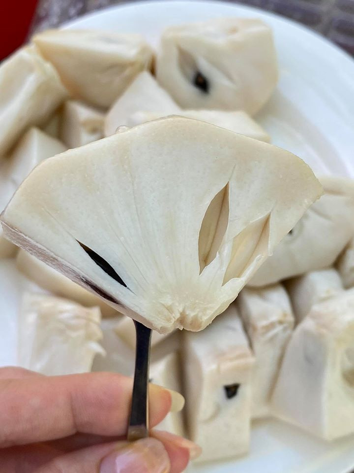 Na phải ăn tươi, chín nhanh và rất dễ hỏng khi vận chuyển nên người bán thường gom đủ khách mới đặt hàng.