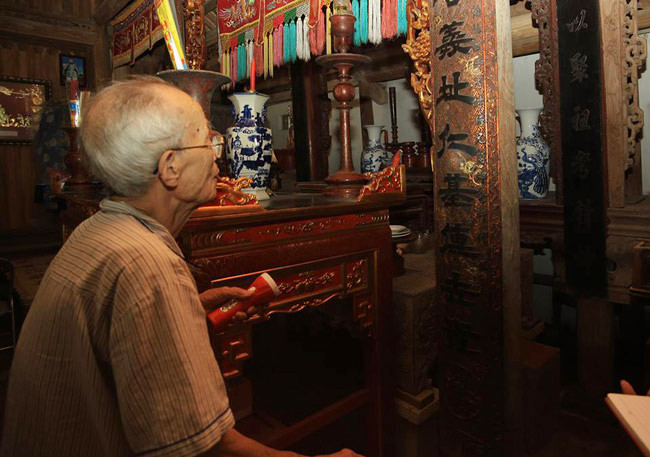 Căn nhà thuộc quyền sở hữu của ông Nguyễn Đình Do, 88 tuổi (xã Tiên Phương, Chương Mỹ, Hà Nội). Ông Do là đời thứ 4 nối dõi và sử dụng căn nhà mà tổ tiên để lại. Ảnh: Dân Việt.