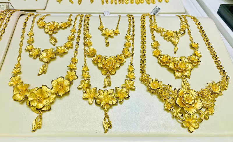 Gia vang hom nay 21/7: Vang len dinh moi