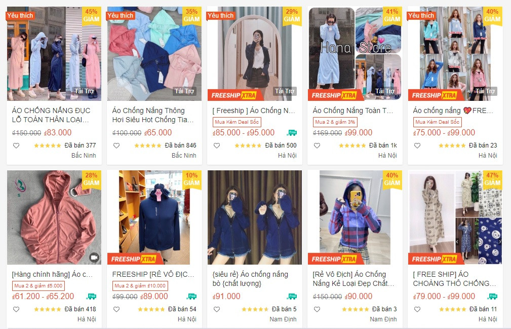 Trên các trang chợ mạng như Shopee, nhiều loại áo chống nắng được giao bán với giá siêu rẻ. (Ảnh chụp màn hình)