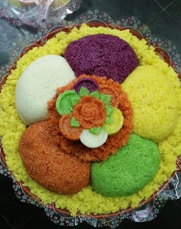 Do bận việc nên sát ngày chị Oanh (Hà Nội) mới đặt xôi ngũ sắc cho mâm cúng Tết Đoan ngọ. Vì thế, chị phải đặt tới chỗ thứ 3 mới được nhận, 2 chỗ đầu không nhận nữa.