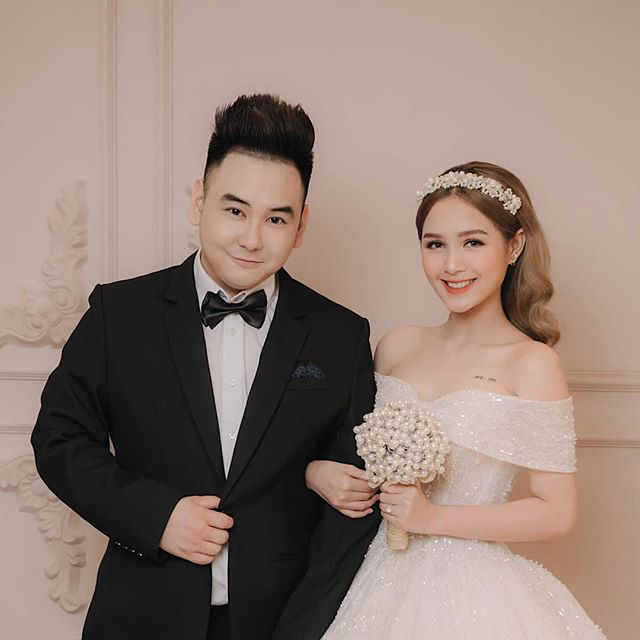 Tron mat voi thu nhap streamer Viet: Sam sieu xe, biet thu 