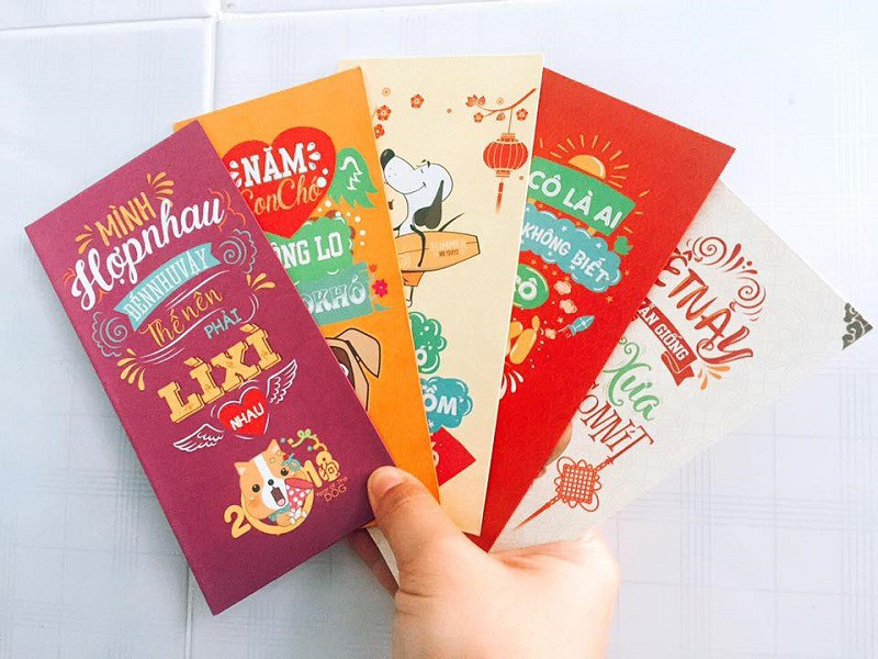 Mỗi tập lì xì này có giá từ 7.000-10.000 đồng/tập 6 cái. Ảnh: Lao động.
