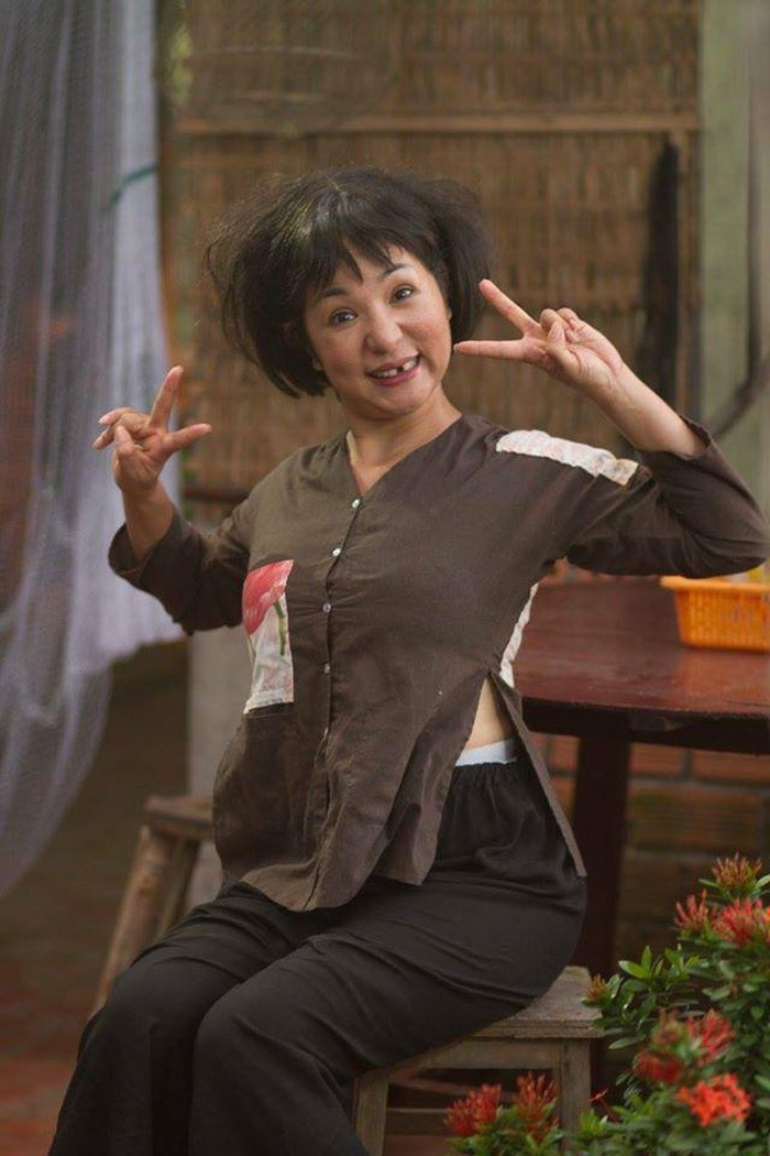 Trong thời gian dài tham gia hoạt động giải trí, Thúy Nga chăm chỉ chạy show cả trong nước lẫn hải ngoại. Bên cạnh vai trò diễn viên hài, Thúy Nga còn liên tục xuất hiện trên màn ảnh nhỏ với vai trò giám khảo, MC… trong những chương trình gameshow ăn khách. Nhờ đó, nữ danh hài sở hữu cho riêng mình khối tài sản đáng mơ ước. Ảnh: Tổ quốc.