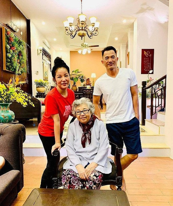 Căn nhà ở Việt Nam là nơi Thúy Nga sống cùng mẹ, em trai và hai cô con gái sau sóng gió hôn nhân. Ảnh: Tiền phong.