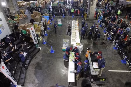 Một quan chức tại phiên đấu giá đã đổ lỗi cho đại dịch Covid-19 ngăn cản những khách hàng giàu có, tiềm năng đến với buổi đấu giá. Ảnh: Nippon.