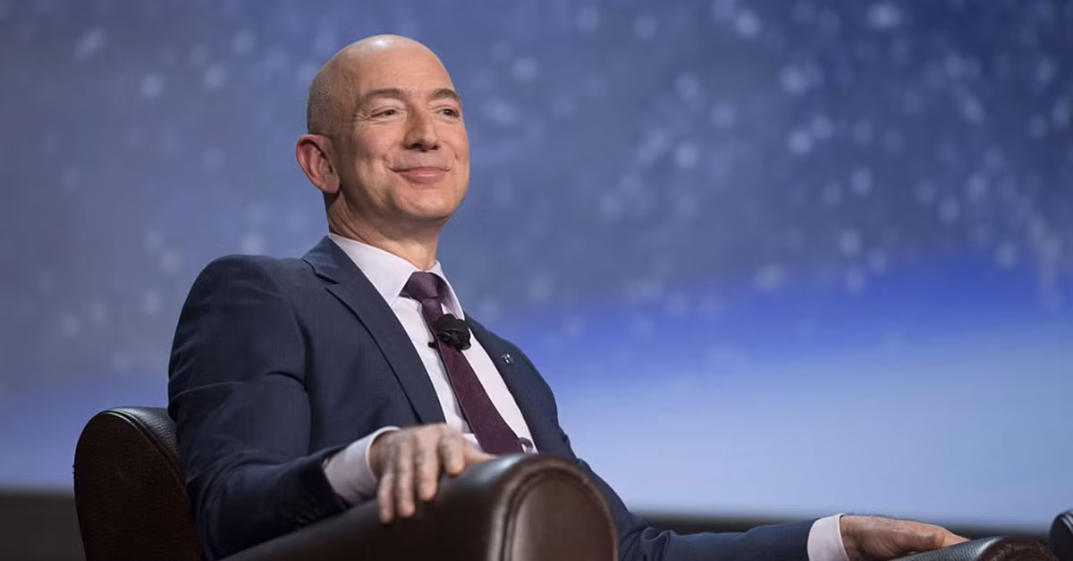 Bezos giàu có đến mức, theo tính toán của tờ Business Insider, 88.000 USD của Bezos tương đương với 1 USD của người Mỹ thông thường.