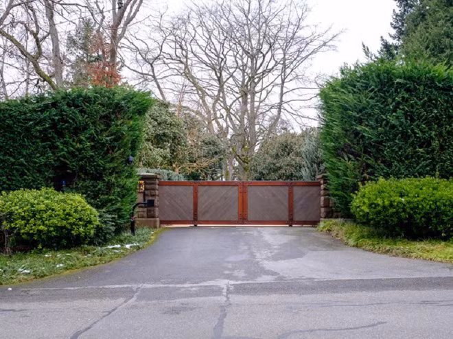 Sở hữu khối tài sản khổng lồ, không có gì ngạc nhiên khi ông chủ Amazon nắm trong tay hàng loạt bất động sản lớn tại Mỹ.