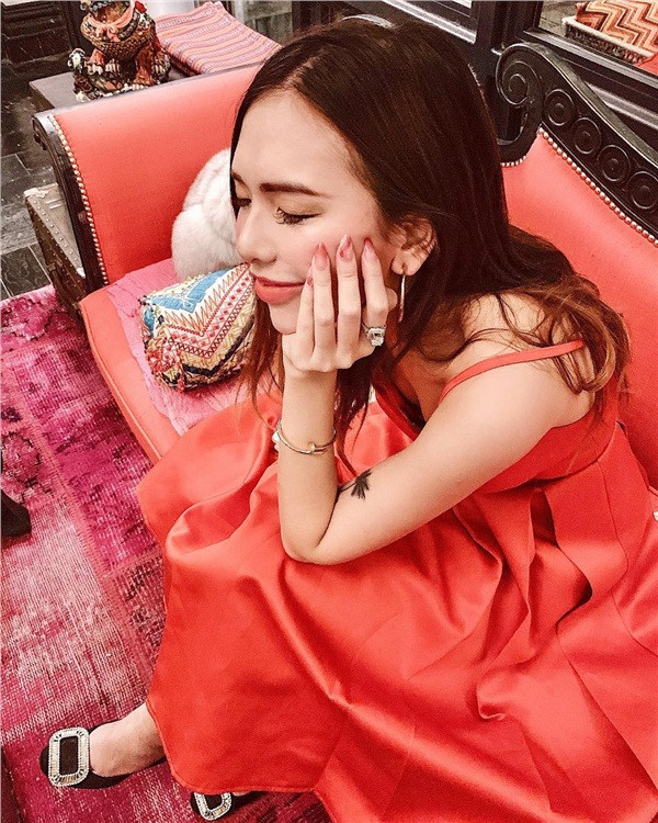 Tiểu thư Hà thành đặc biệt mê sưu tập đồ hiệu, thời trang và du lịch. Ảnh: Vietnamnet.