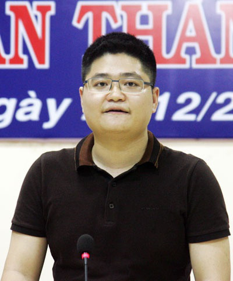 Bầu Thụy cũng có một người em trai là Nguyễn Xuân Thủy, người từng thay thế anh trai mình dẫn đàn đội bóng Xi măng Xuân Thành Sài Gòn.