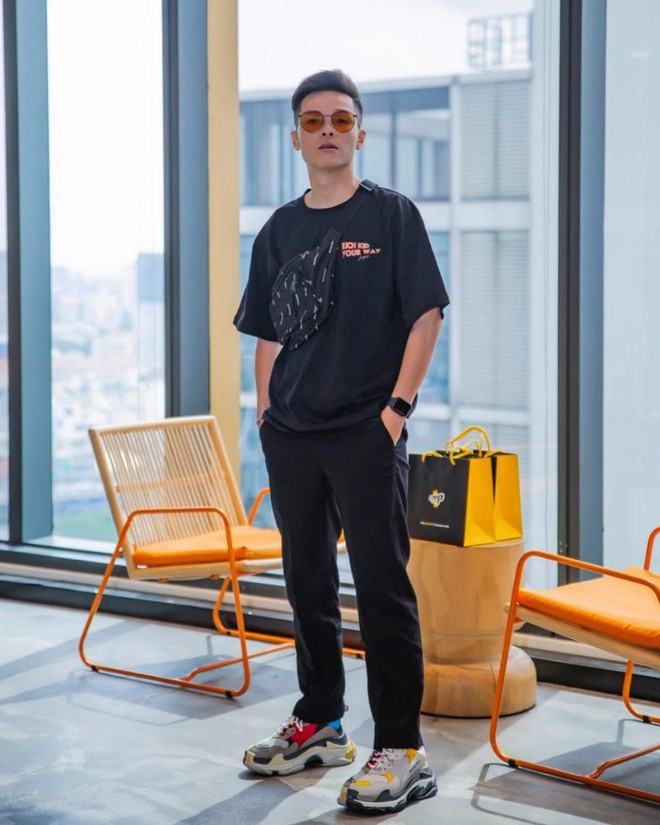 Không kém cạnh vợ, Tâm Nguyễn cũng được đánh giá là rich kid có cuộc sống sang chảnh.