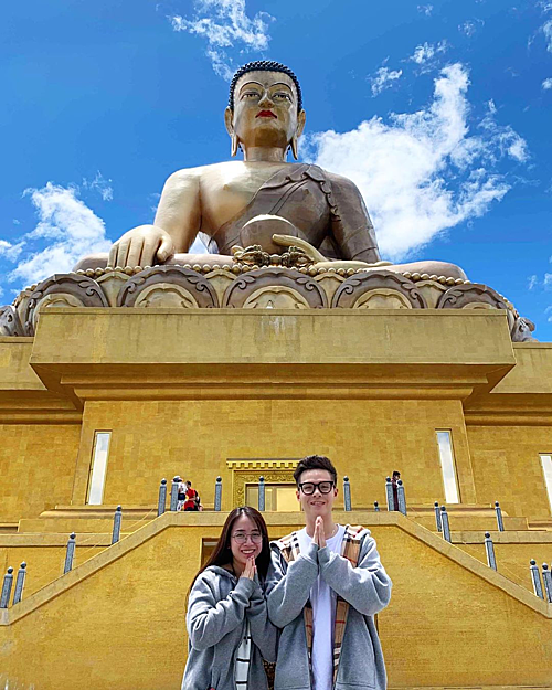 Trước khi về chung một nhà, ái nữ đại gia Minh 'Nhựa và Tâm Nguyễn từng có nhiều chuyến du lịch "nắm tay nhau đi khắp thế gian".