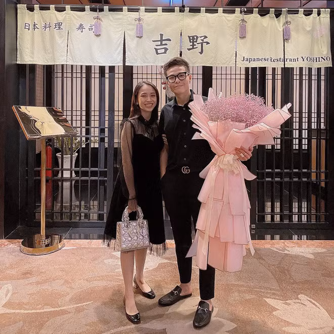 Vợ chồng Joyce Phạm - ái nữ nhà đại gia Minh Nhựa và Tâm Nguyễn vốn nổi tiếng với cuộc sống nhung lụa và ngập tràn đồ hiệu sang chảnh.