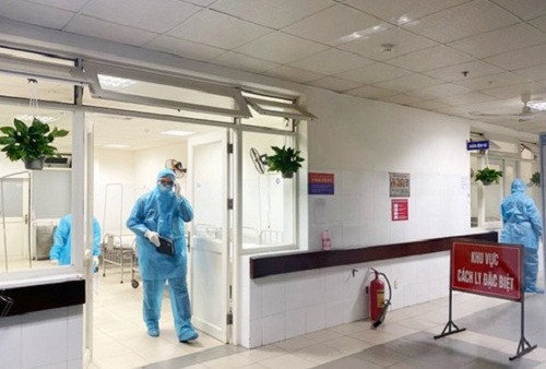 Da Nang: Co 2 ca moi nhap vien theo doi nghi mac COVID-19