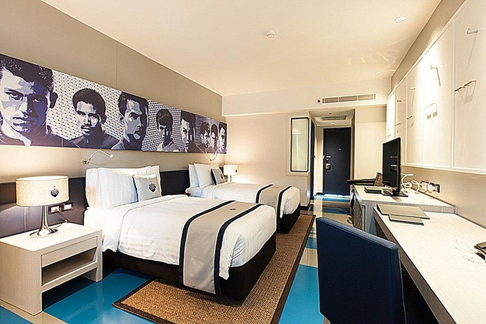 Bên trong phòng đều được trang bị nội thất hiện đại. Ảnh: Booking.