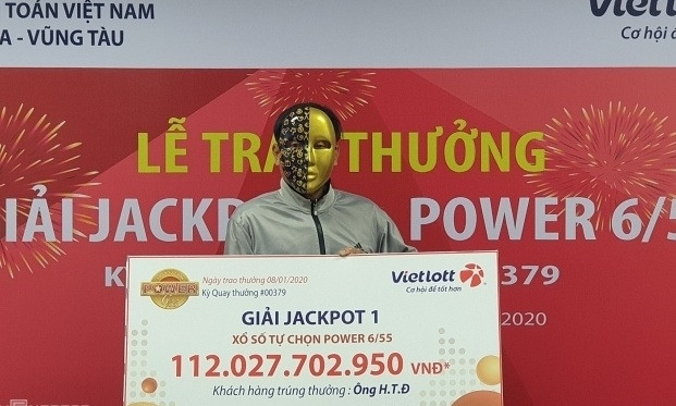 Trung Vietlott tu chuc toi tram ty, “dai gia” Viet lam gi?-Hinh-2