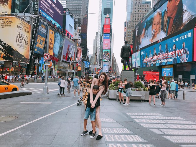 "Nữ hoàng giải trí" thường xuyên đi du lịch, nghỉ dưỡng sang chảnh không chỉ trong nước mà nhiều quốc gia trên thế giới.