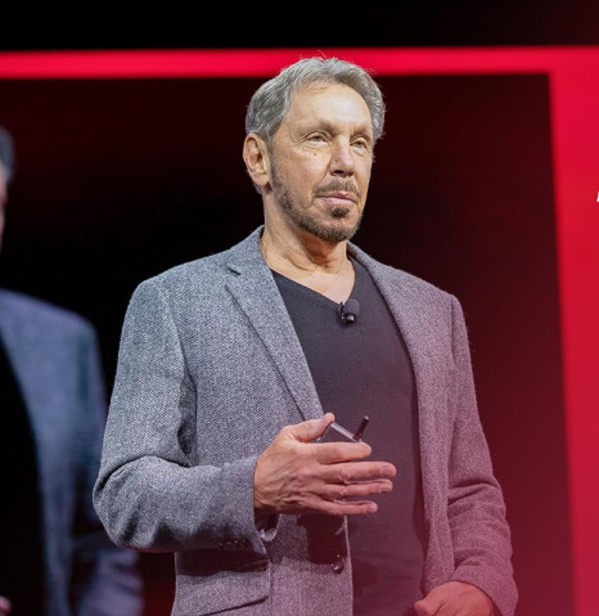 Larry Ellison - đồng sáng lập tập đoàn phần mềm Oracle đã bỏ chức vụ CEO tại đây vào năm 2014 nhưng vẫn giữ vị trí chủ tịch hội đồng quản trị và giám đốc công nghệ. Ông hiện nắm giữ 59 tỷ USD. Ảnh: Reuters.