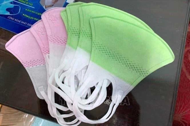 Thu gom khau trang y te da qua su dung tai Vinh Phuc tap ket tai Soc Son