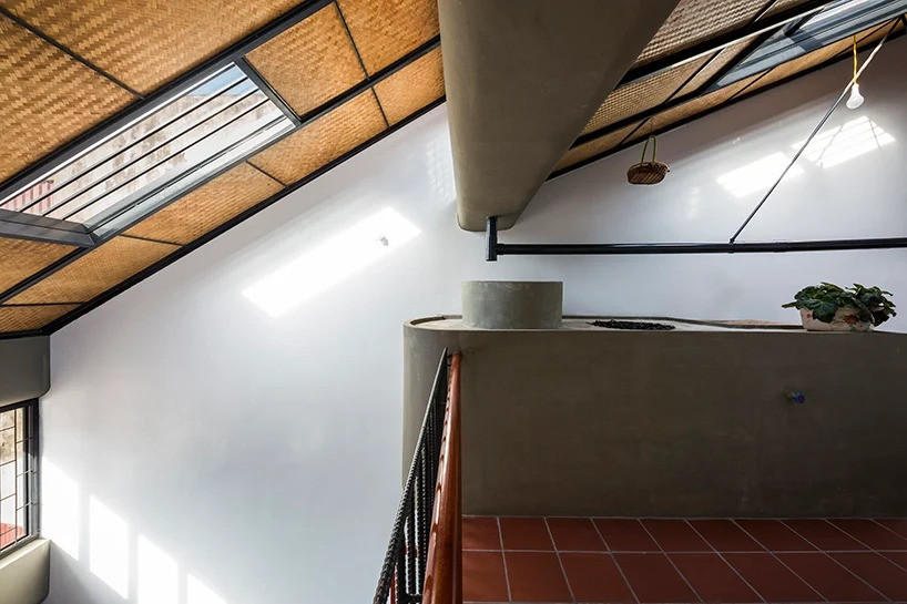 Bể chứa nước trên tầng 4.