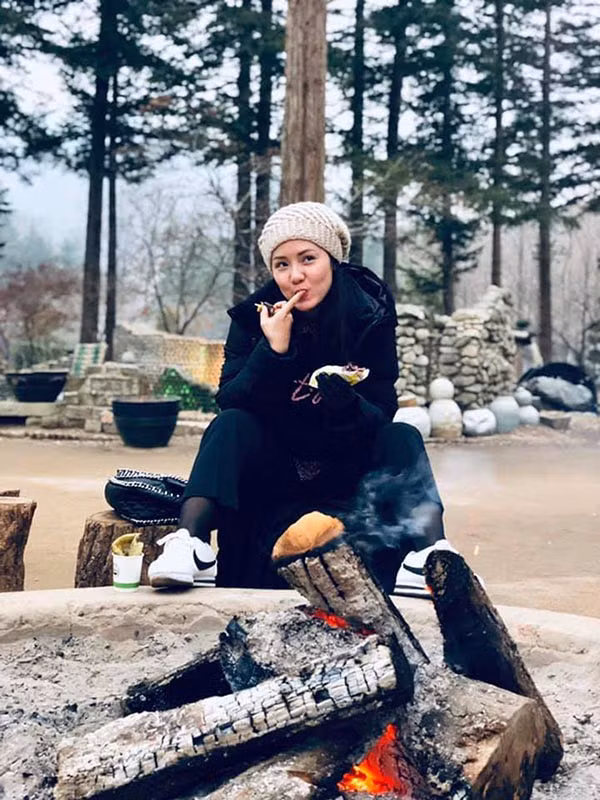 Những lúc rảnh rỗi, Phương Linh thường đi du lịch để tận hưởng cuộc sống thảnh thơi. Nguồn ảnh: Internet.