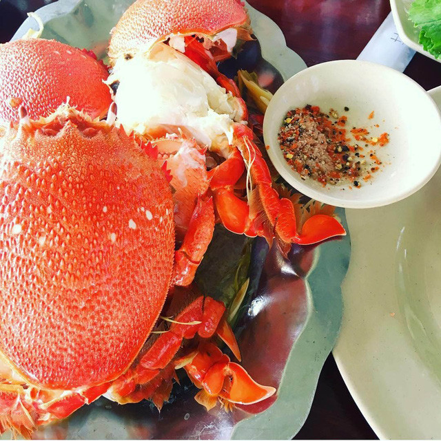 Ngày nay, cua huỳnh đế được khách hàng săn đón dù giá có lúc cả triệu đồng/con.