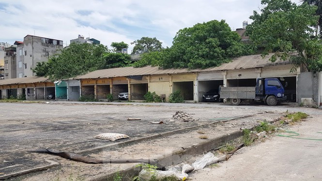 Khu vực nhà để xe... Ảnh: Đình Phong.