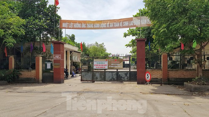 Phần lớn diện tích khu đất ngõ 122 Vĩnh Tuy được TP Hà Nội cho Tổng công ty và các đơn vị trực thuộc thuê. Ảnh: Đình Phong.