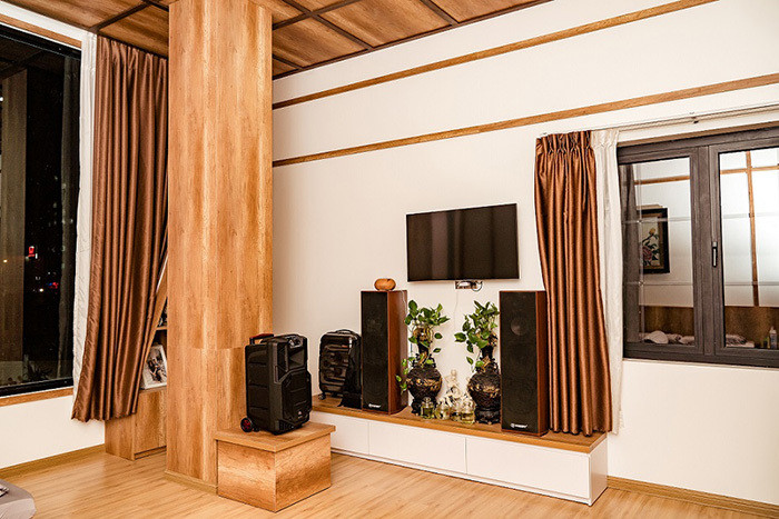 Một gian phòng giải trí khác với phong cách hiện đại.