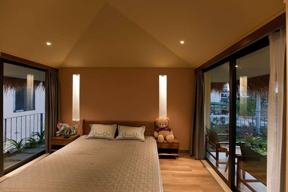 Phòng ngủ đơn giản và thoáng đãng.