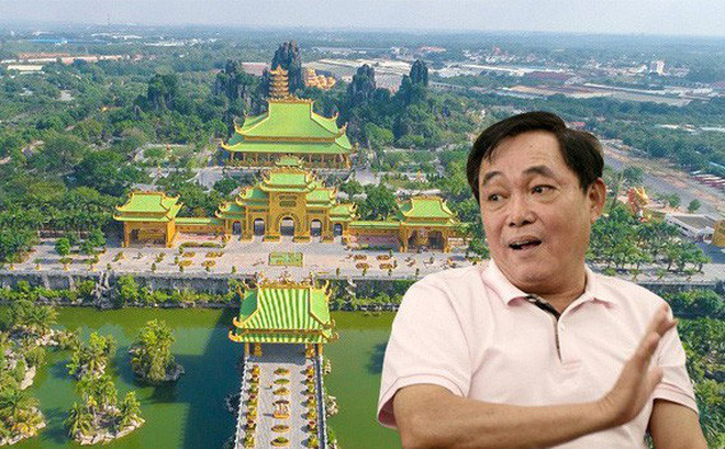 Biệt danh Dũng "lò vôi" xuất phát từ thời điểm vị đại gia chuyển từ bộ phận hậu cần, tiếp tế cho bộ đội chiến trường biên giới sang sản xuất các loại vôi quét tường, vôi bột công nghiệp.